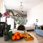 54 - Cozy - Near Metro Apartamento