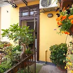 54 - Cozy - Near Metro Apartamento