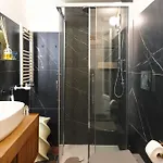 54 - Cozy - Near Metro Apartamento *