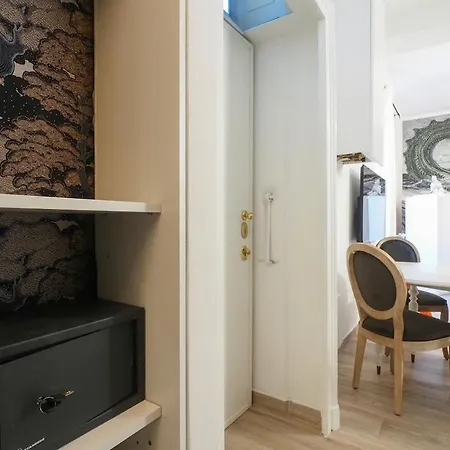 54 - Cozy - Near Metro Διαμέρισμα Μιλάνο